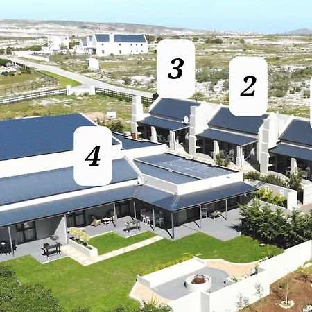 Three Feathers Cottages Langebaan Exterior foto