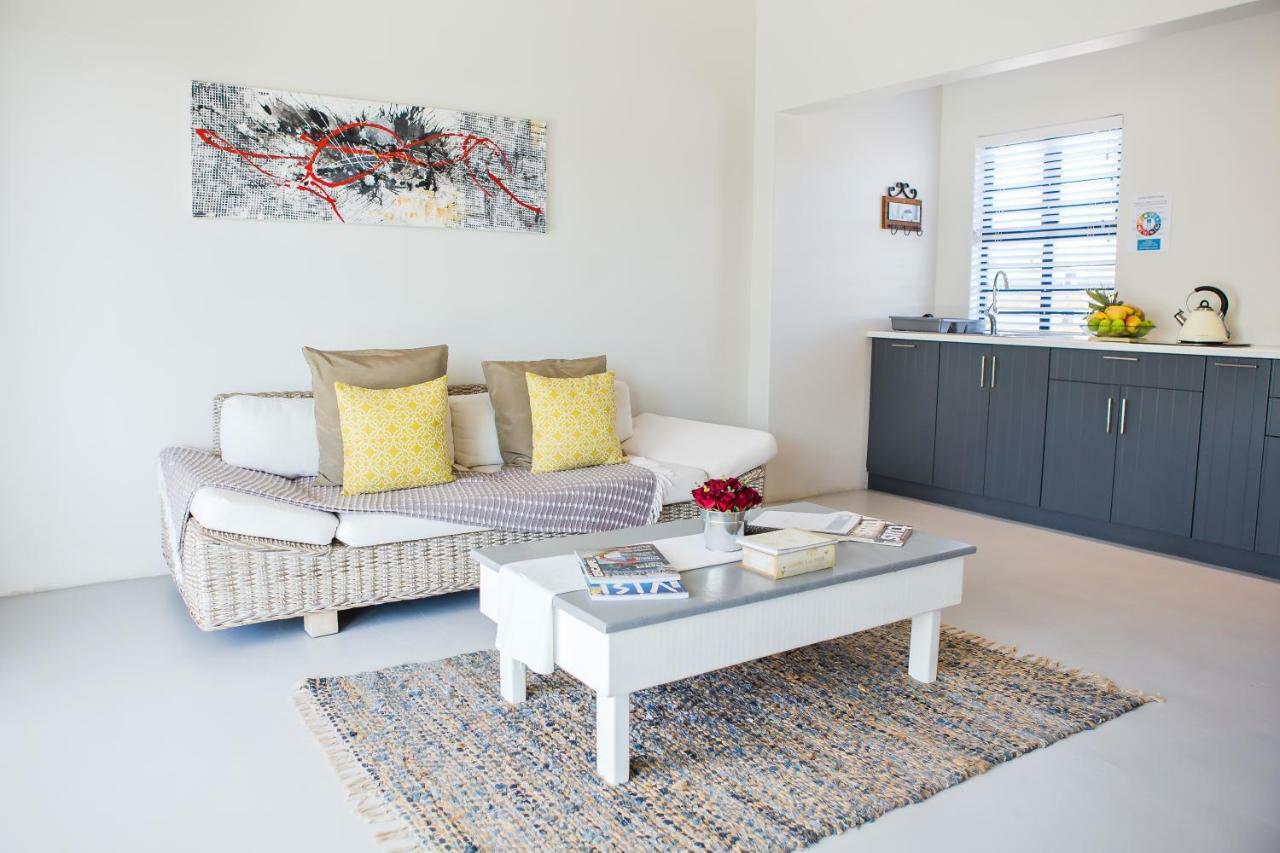 Three Feathers Cottages Langebaan Exterior foto